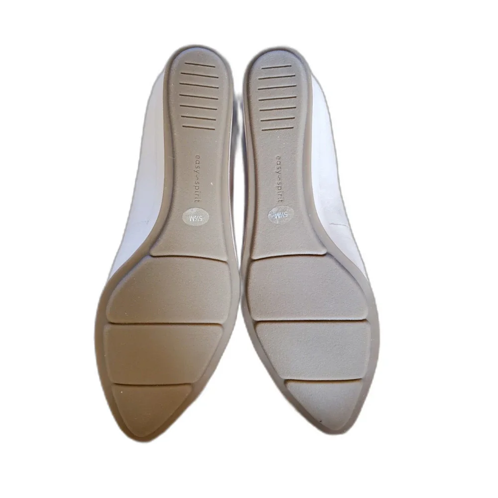 Easy Spirit Pointed Mini Wedge Pumps Nude Comfort Career Office 5.5 EUC